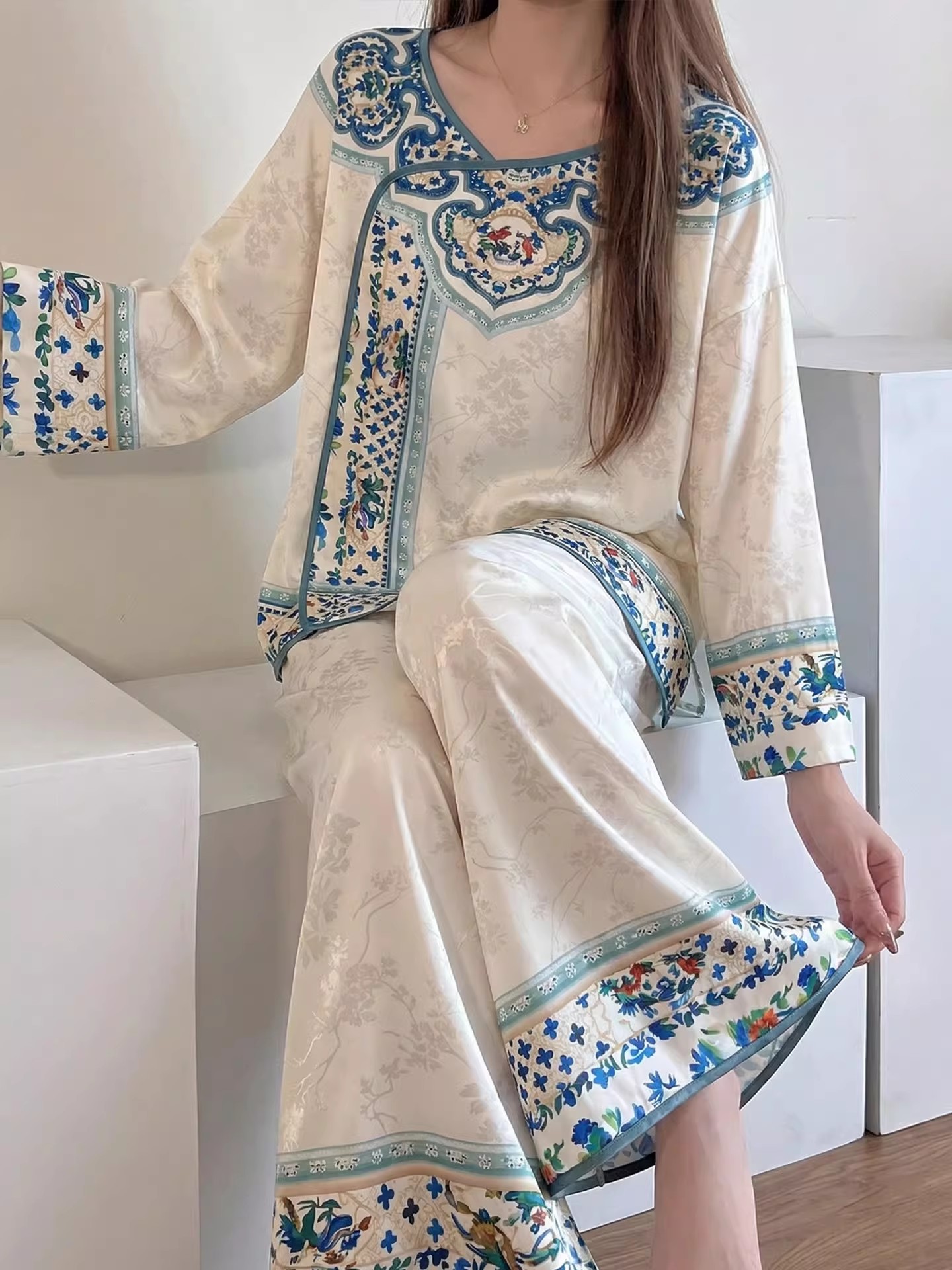 Женский домашний костюм в стил – обзор и цена Summer House Clothing